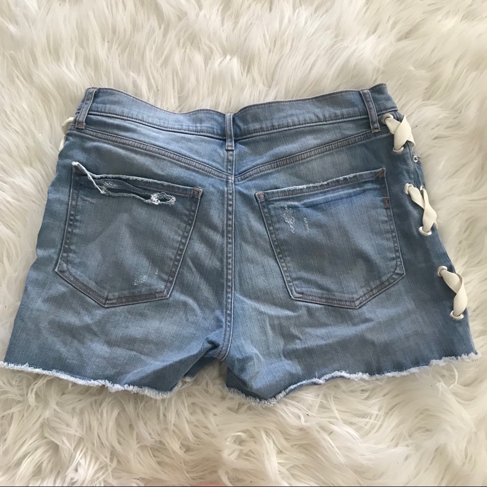 Express shorts - Picture 2 of 3